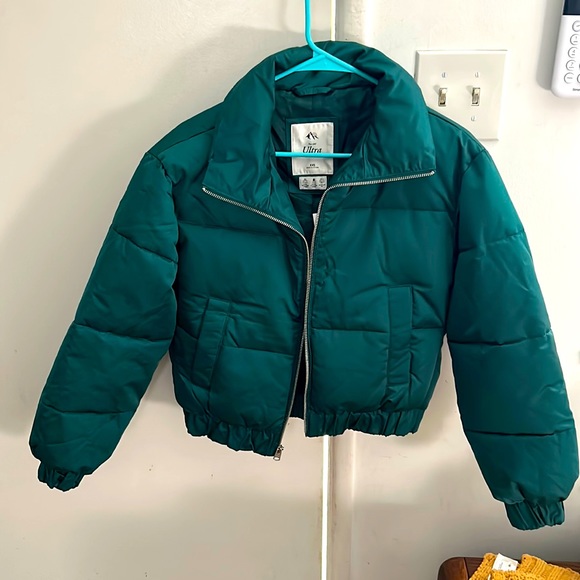 Abercrombie & Fitch Jackets & Blazers - Green puffer